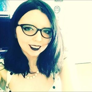 Meet your Posher, Makayla